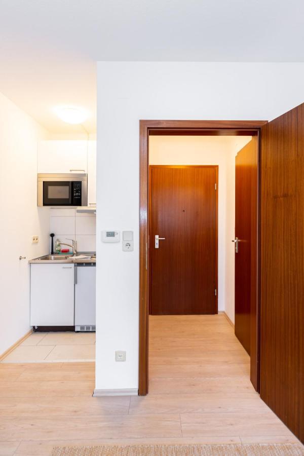 Nettes Apartment Mit Terrasse ヴュルツブルク エクステリア 写真